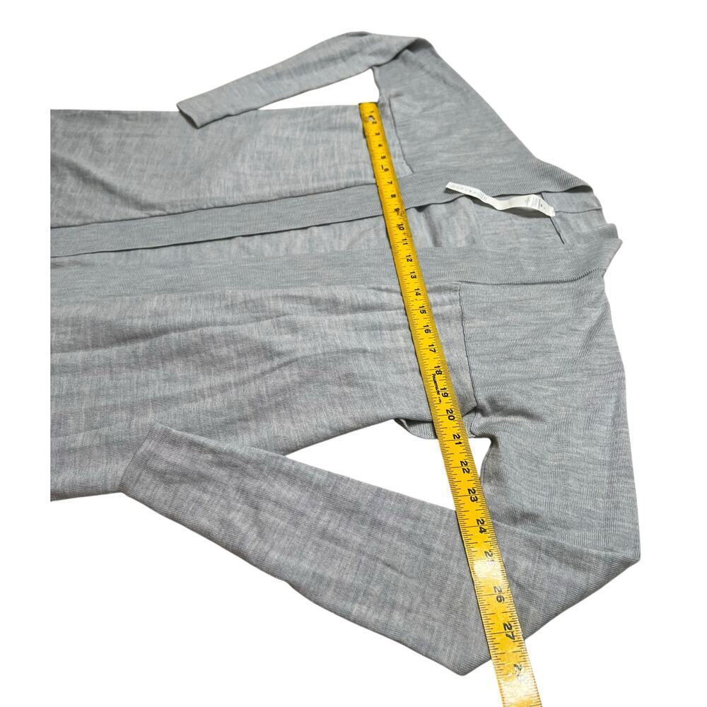 Lululemon Blissful Zen 100% Merino Wool Sweater Wrap‎ in Heathered Gray - 4 - Picture 6 of 7